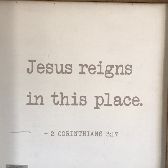 Meet your Posher, Rebecca - Picture 1 of 3